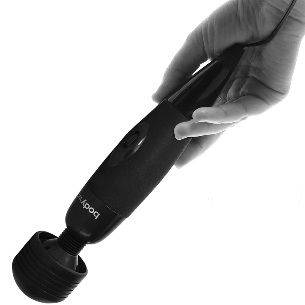 BodyWand Original Massager in Black - Image 4