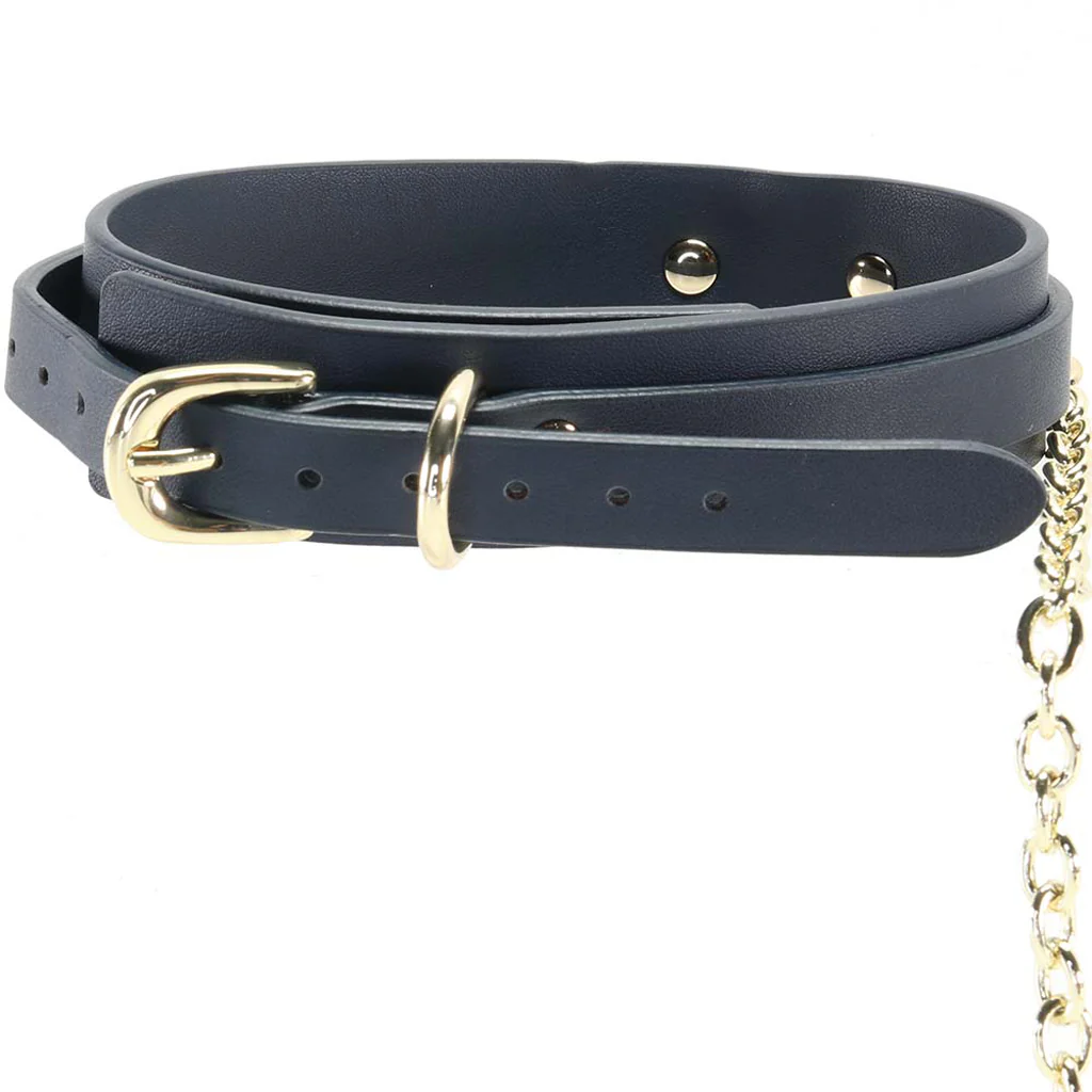 Bondage Couture Collar & Leash - Image 5