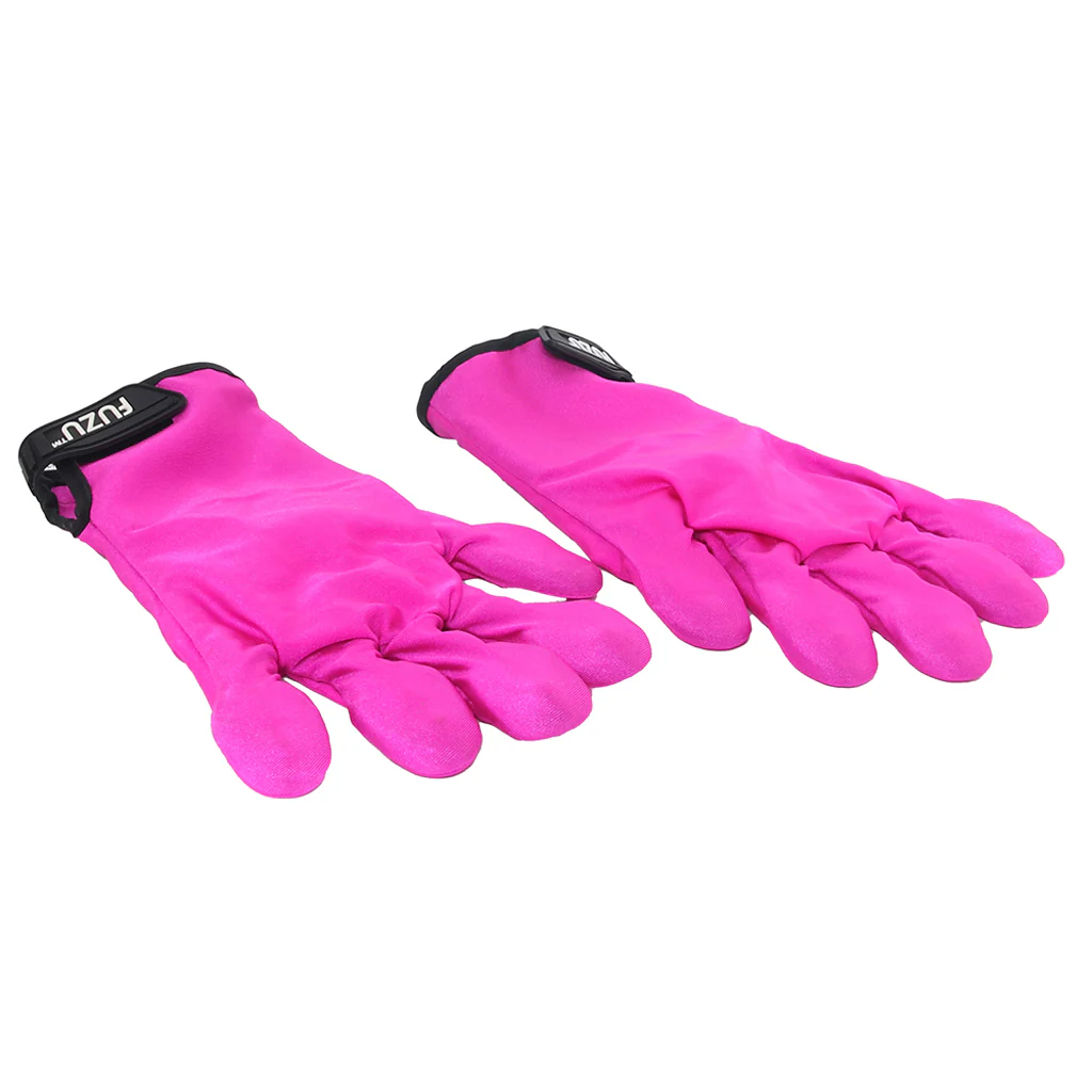 Fuzu Vibrating Small Massage Gloves in Pink - Image 4