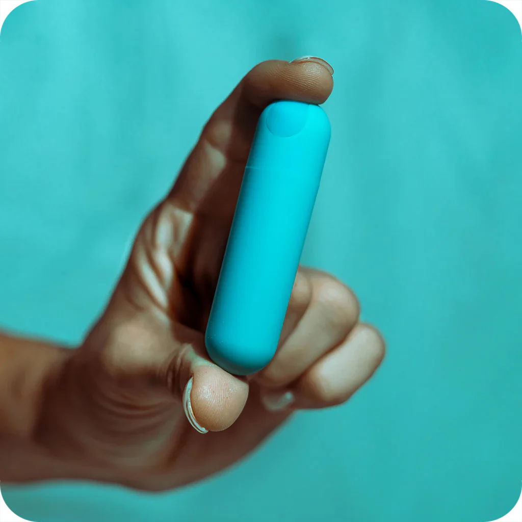 Jessi Rechargeable Mini Bullet Vibe in Teal - Image 6