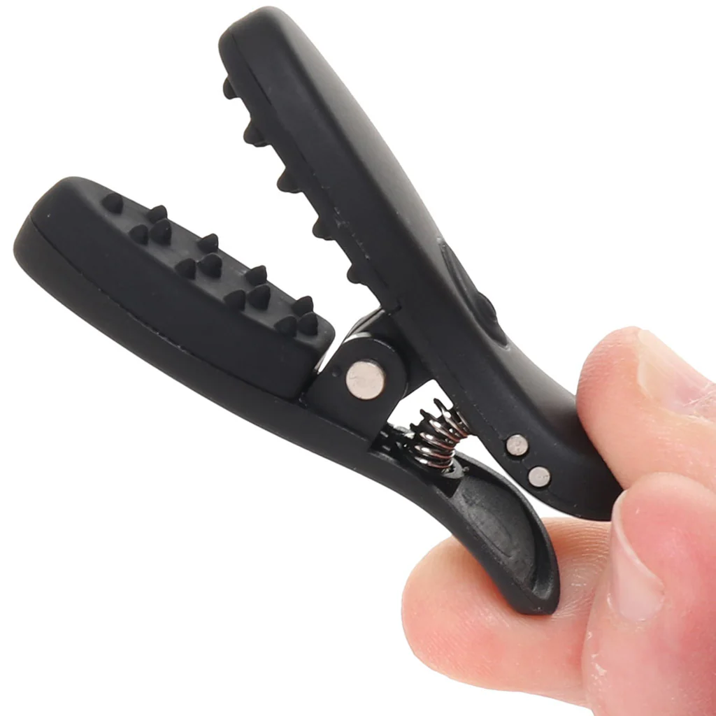 Master Series Dark Grip Vibrating Nipple Clamps - Image 4