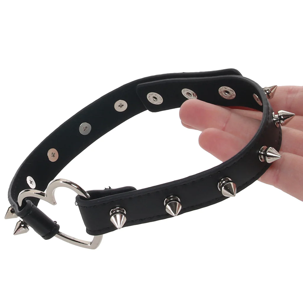 Master Series Spiked Heart Choker in Black - Image 4