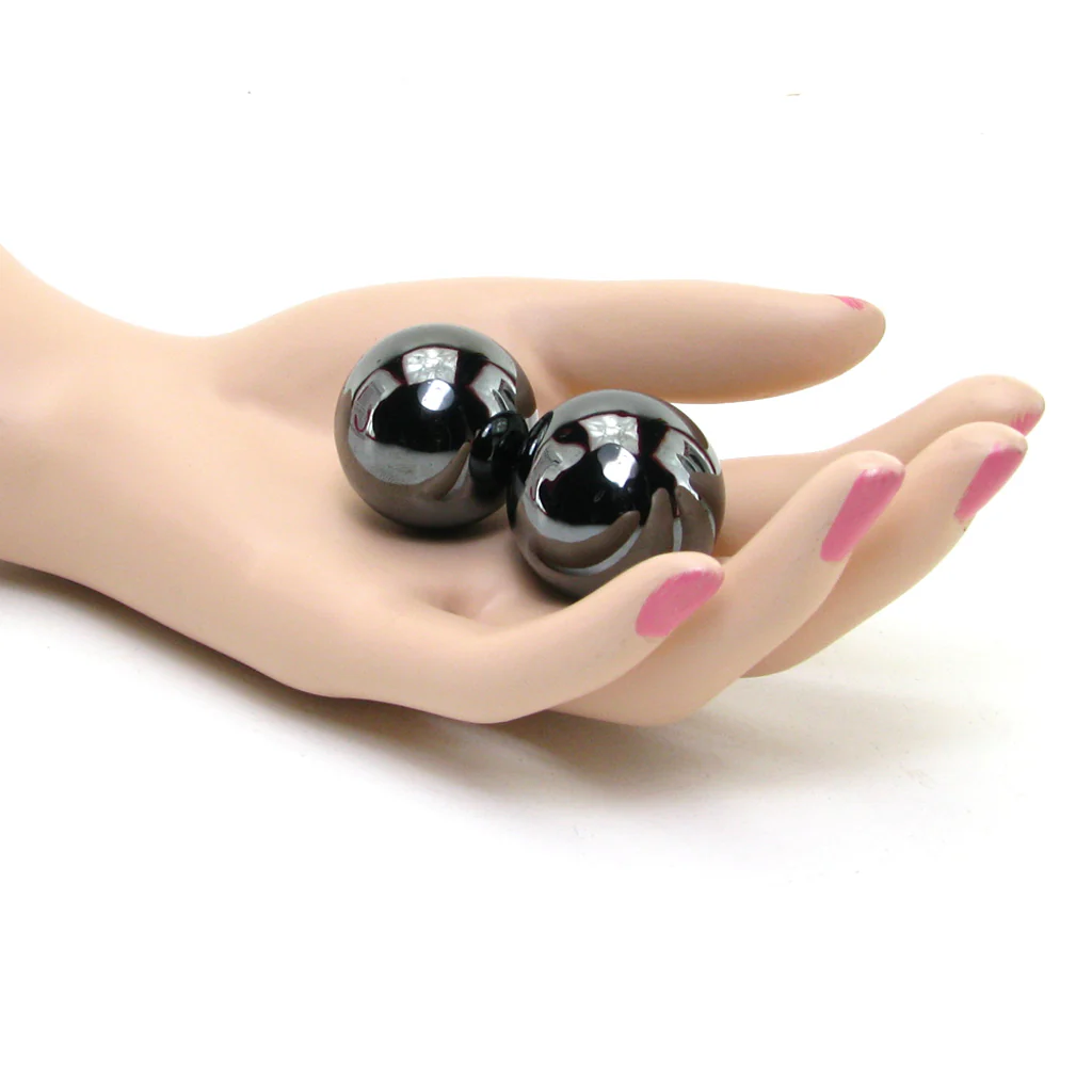 Nen-Wa Magnetic Hematite Balls in Black - Image 4