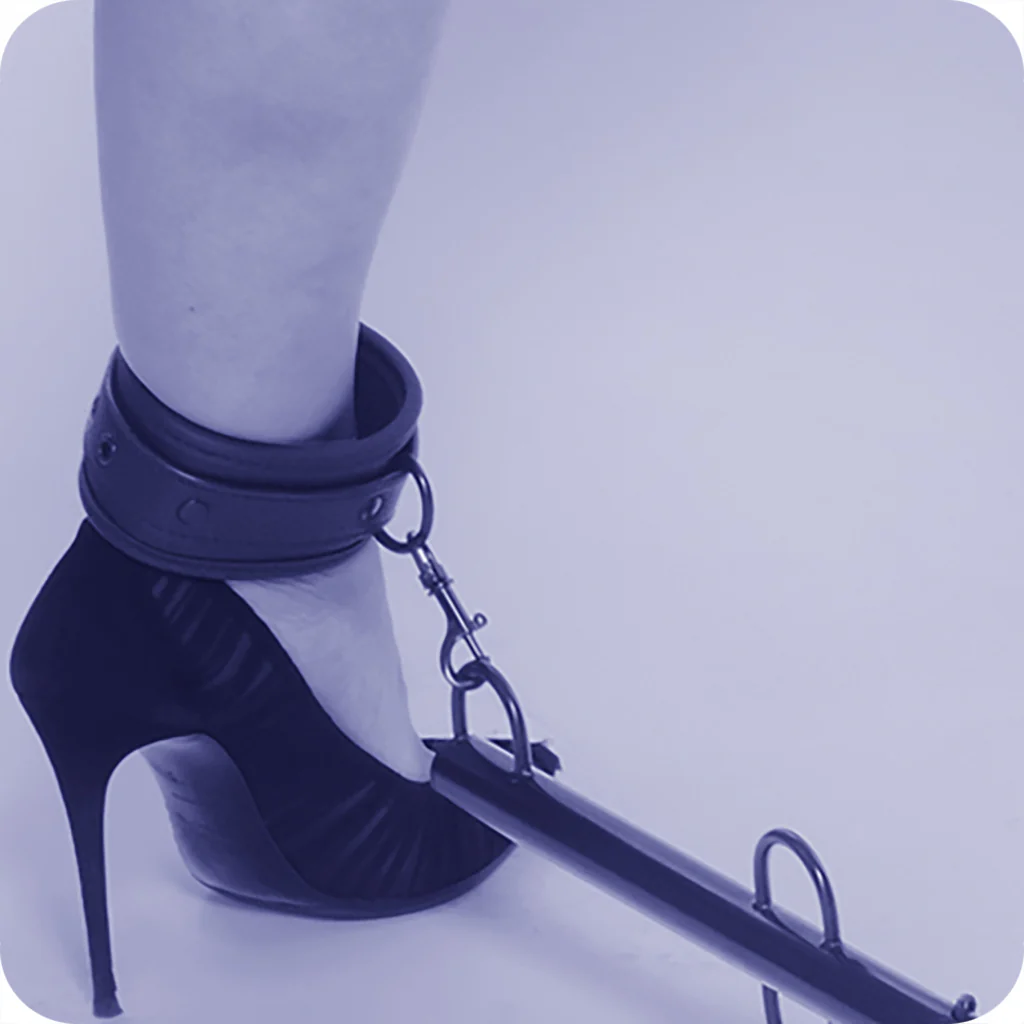 Nocturnal Collection Adjustable Spreader Bar with Cuffs - Image 8