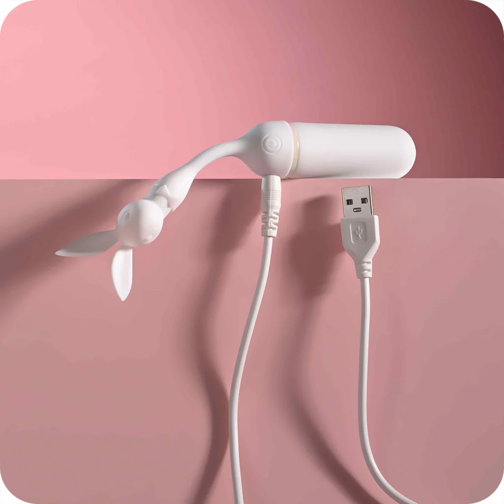Playboy Lucky Charm Light Up Bullet Vibe - Image 7