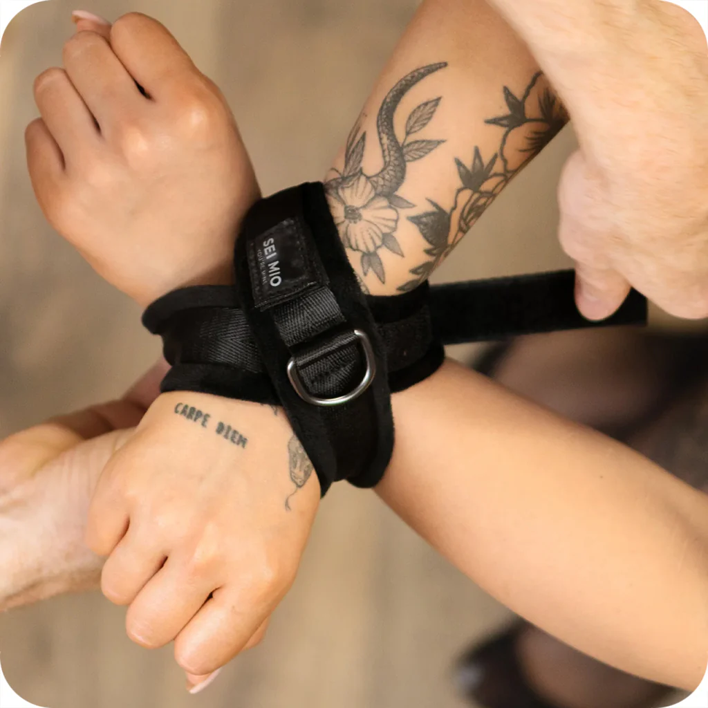 Sei Mio Cross Purposes Cuff Restraints - Image 3