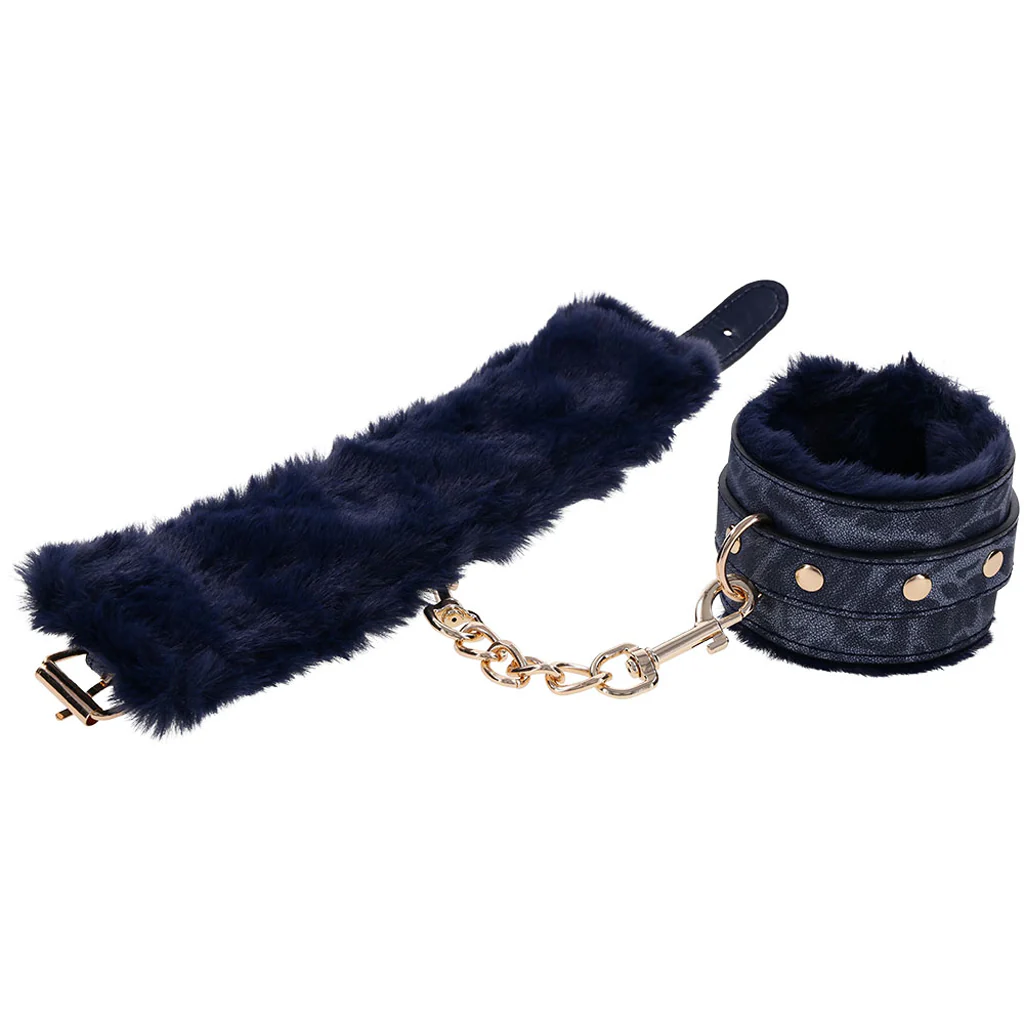 Sex & Mischief Cougar Fur Handcuffs - Image 2