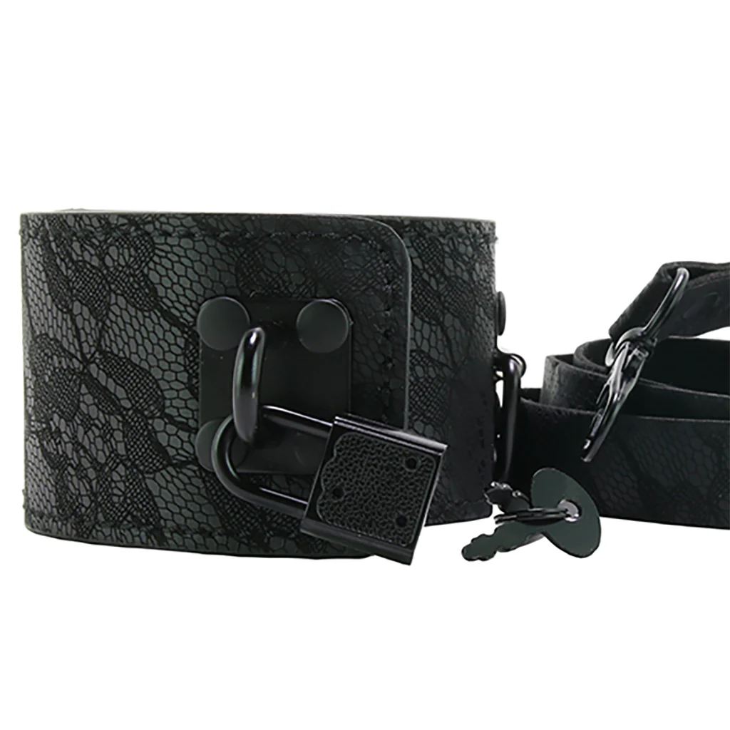 Sincerely Locking Lace Leash and Collar in Black - Image 7