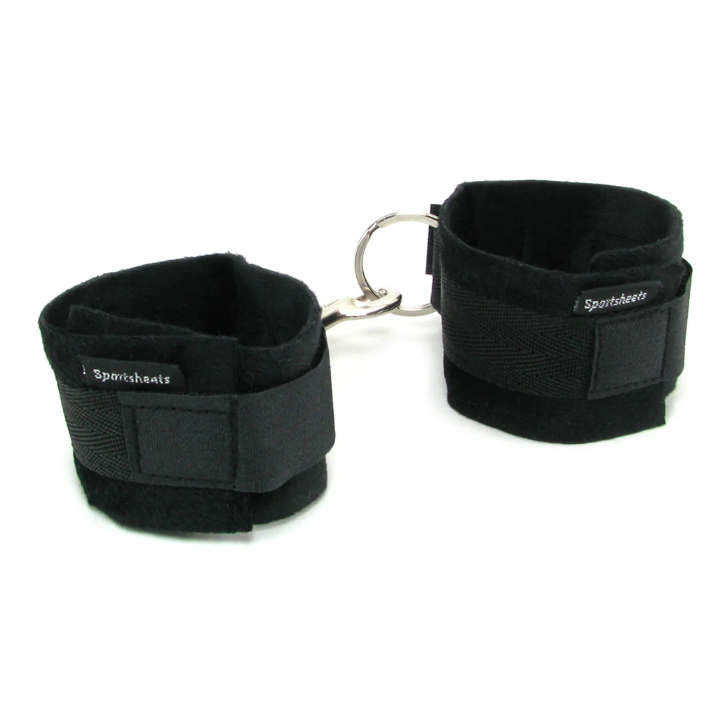 Soft Cuffs in Black - Image 3